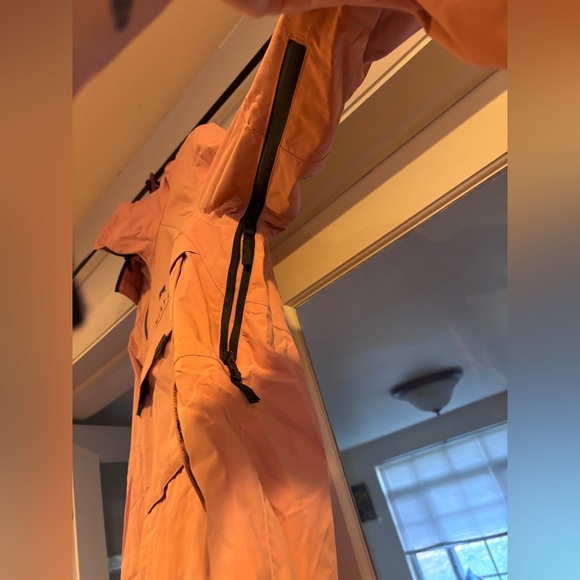 Montec pink women’s dune ski jacket size extra small - Picture 5 of 11